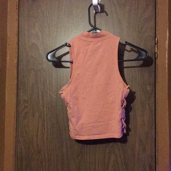 Top - Picture 2 of 4